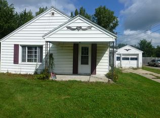 21870 Gratiot Rd, Merrill, MI 48637