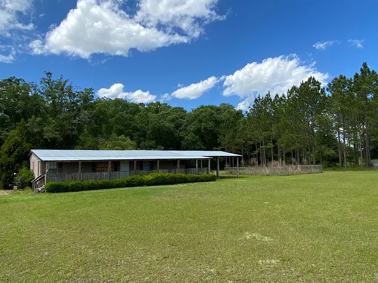 4015 US Highway 129 — Photo 25