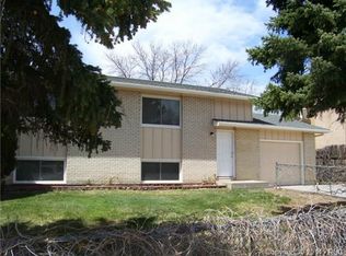 6870 Harding St, Colorado Springs, CO 80911