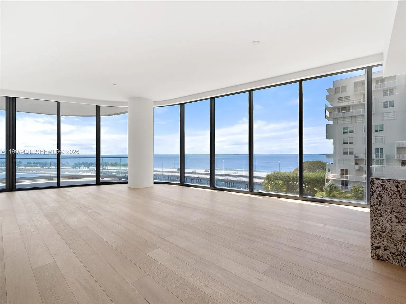 3 bed, 3.5 bath, $19,500 — Photo 4