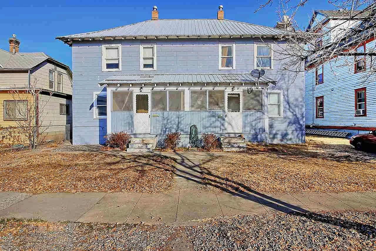 2 bed, 1200 sqft, $1,800 — Photo 1