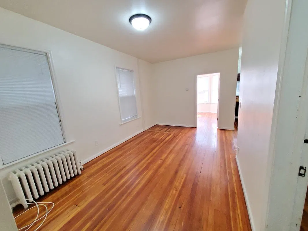 717 State St — Photo 3