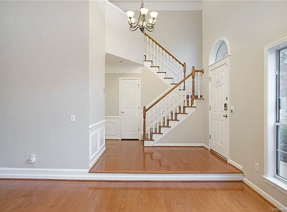 2nd image of 4118 Beauvista Dr