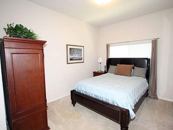 3rd image of 3344 Pecan Hollow Ct