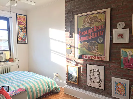 Rented by Picture Realty Inc. | media 19