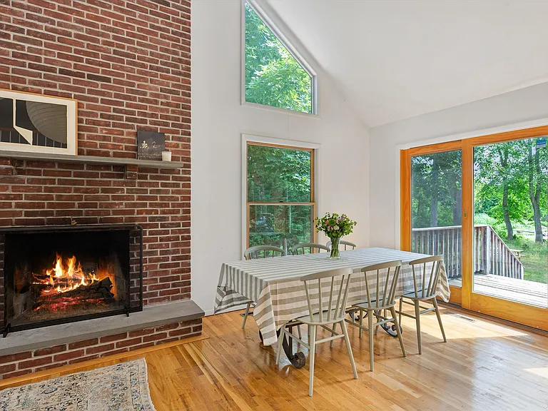 28 Oyster Shores Rd — Photo 7