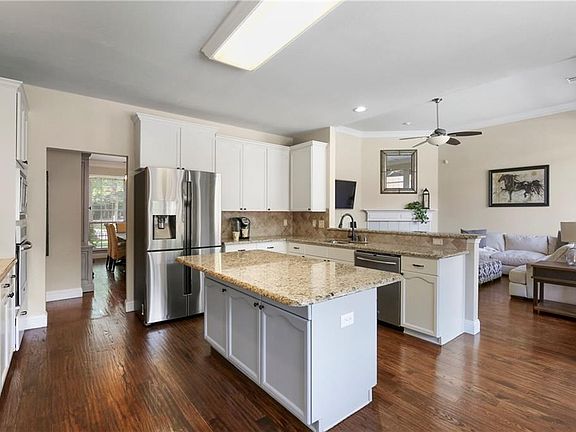 4th image of 3505 Dresage Ct