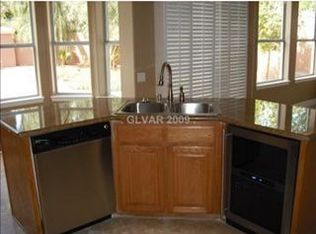 8300 Spinnaker Cove Dr, Las Vegas, NV 89128