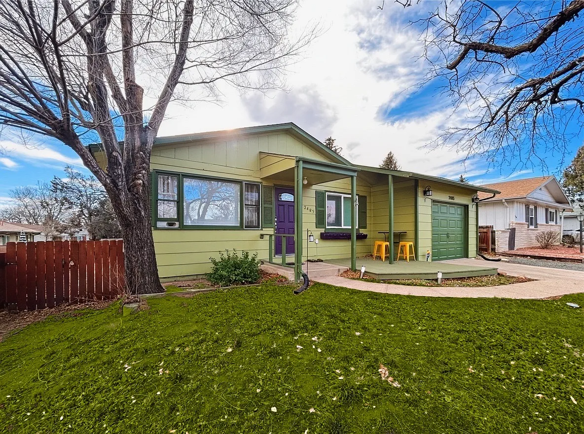 2405 W Elizabeth St — Photo 2