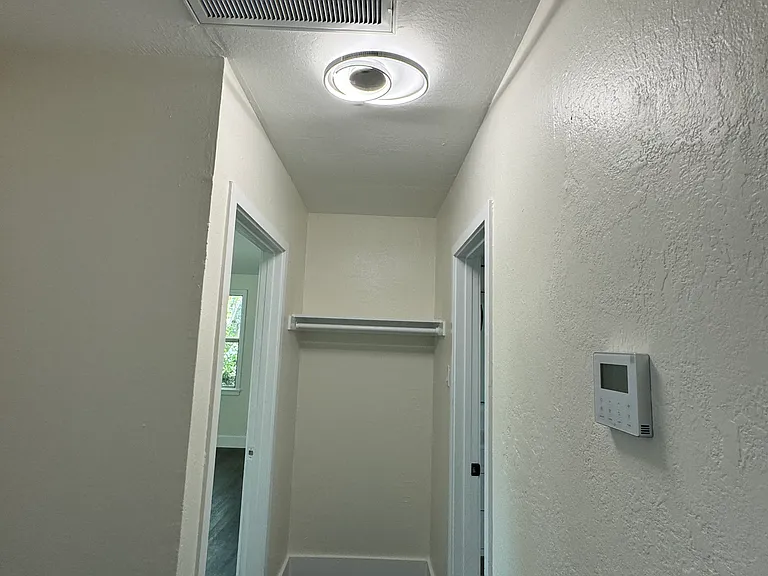 80 Martin Dr — Photo 19