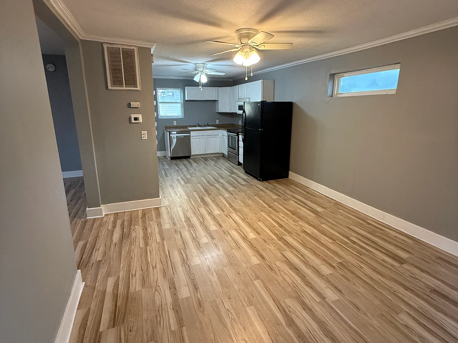 3 bed, 1249 sqft, $1,100 — Photo 3