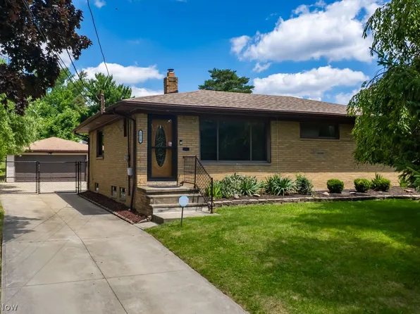 3010 W Sprague Rd, Cleveland, OH 44134