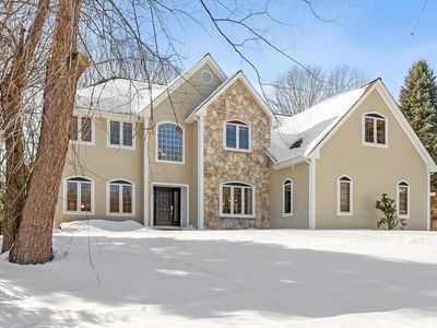 28 Stirling St, Andover, MA, 01810