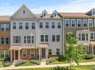 68 Truman Dr, Wood Ridge, NJ 07075