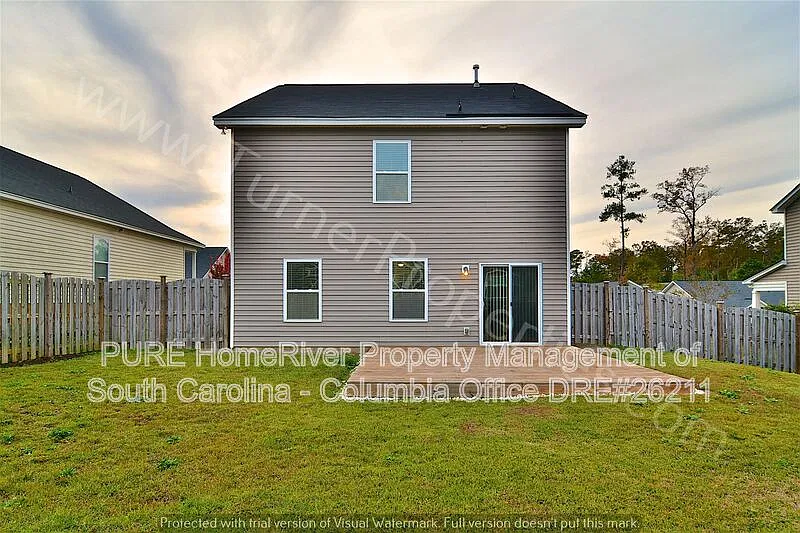 3 bed, 2.5 bath, 1909 sqft, $1,925 — Photo 2