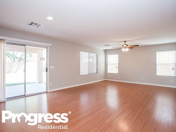 3rd image of 3088 W Five Mile Peak Dr