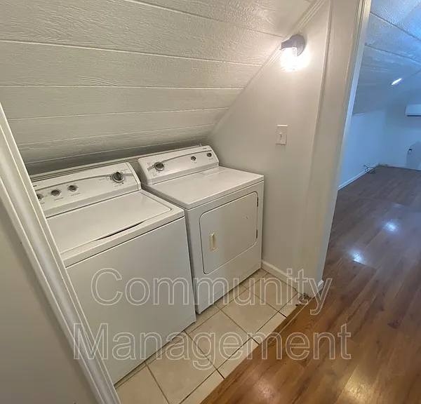 18819 Greenwell Springs Rd #D4 — Photo 11