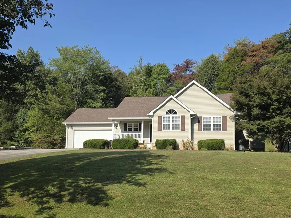 93 Penny Ln, Albany, KY 42602