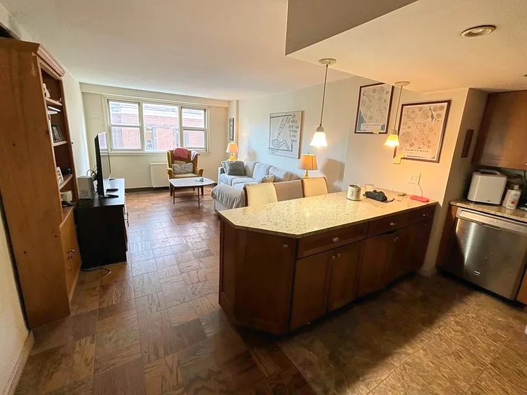 40 Clinton St #9K — Photo 3