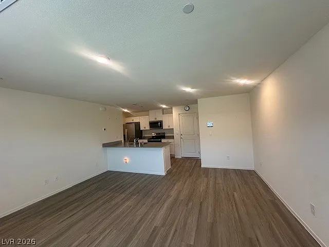 9469 Peaceful River Ave — Photo 8