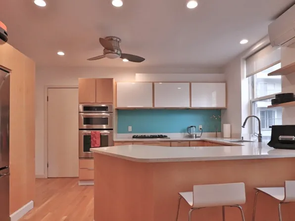 141-143 Beaconsfield Rd #3, Brookline, MA 02445