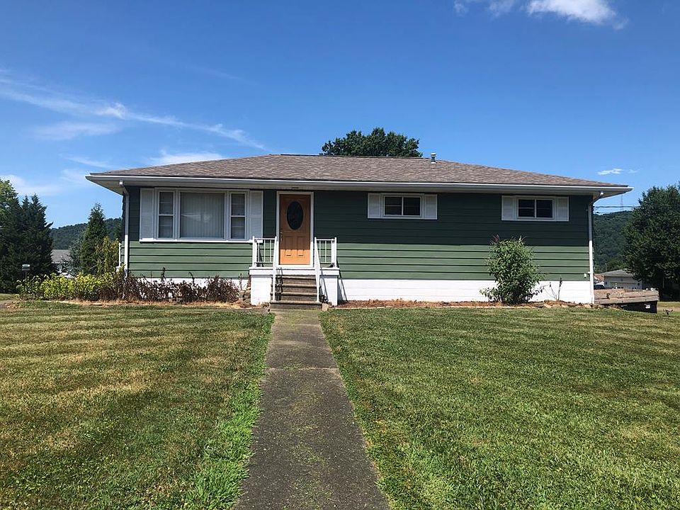 1st image of 527 Greenbriar Ct