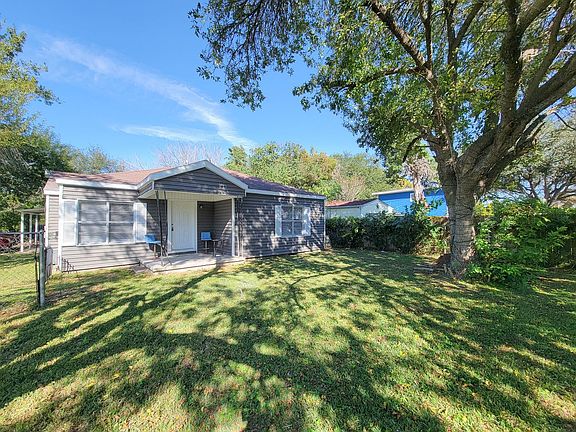 2nd image of 2330 Cedar Dr