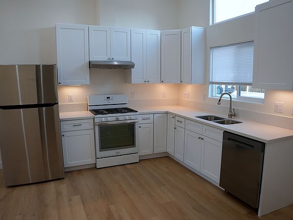 2nd image of 606 S Thornburg St #F