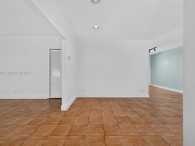 12935 SW 81st Ave — Photo 10