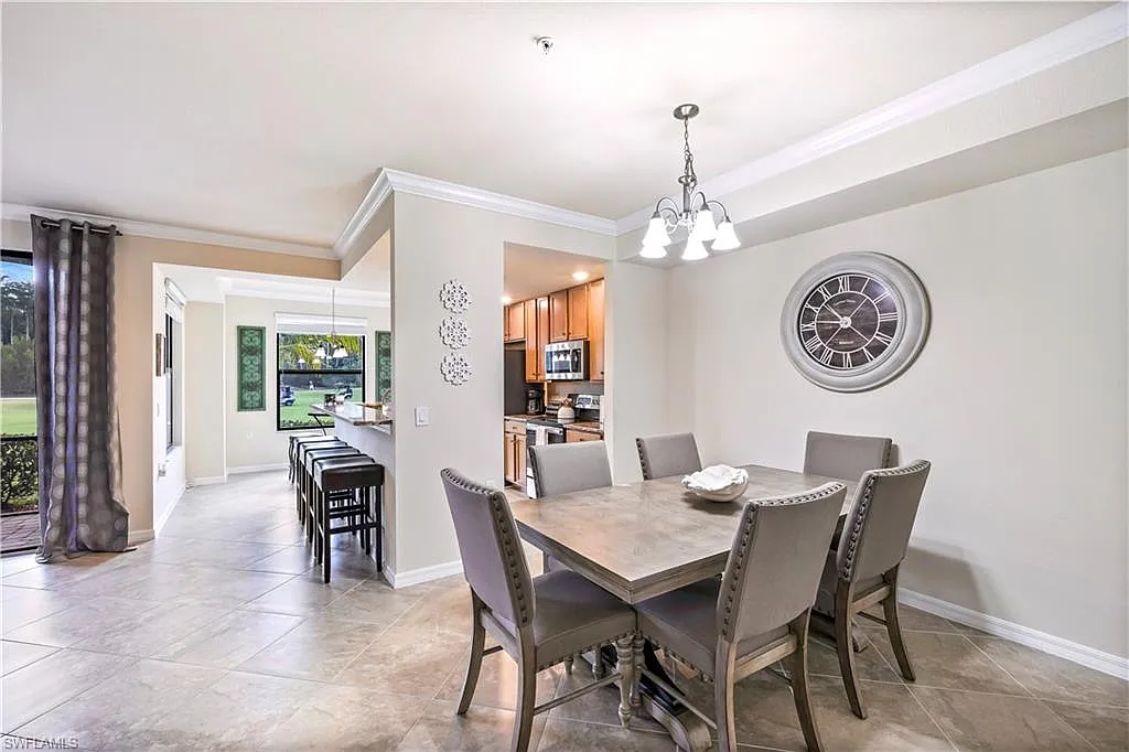 2 bed, 2.0 bath, 1366 sqft, $8,500 — Photo 4