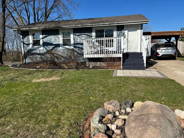 624 Adams St, Polk City, IA 50226