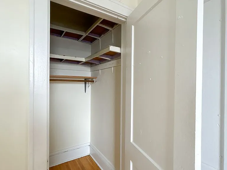 2121 Hennepin Ave S — Photo 20
