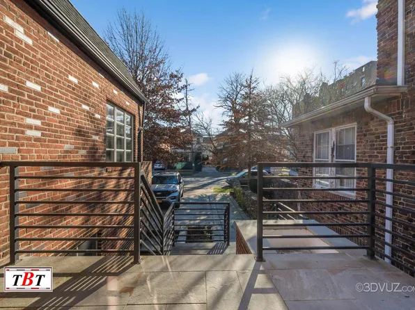 2107 Avenue N image 56 of 58