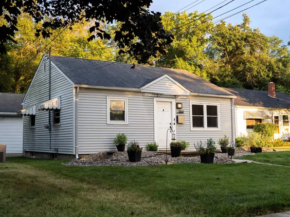 1333 Holloway Dr, Lafayette, IN 47905