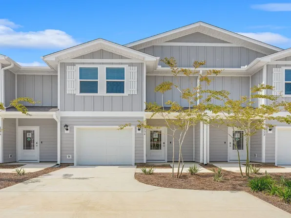 1784 Jakes Dr, Panama City, FL 32405