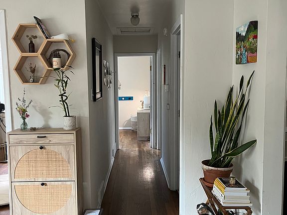 4th image of 315 Lily Ln