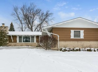 6316 Rio Verde Ave, Oak Forest, IL 60452