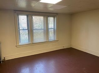 73 School St, Springfield, MA 01105