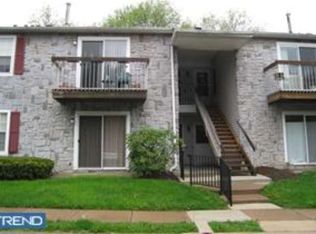 22 Azalea Ct, Lawrenceville, NJ 08648