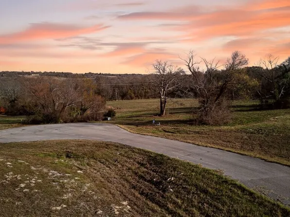6105 Overlook Point, Athens, TX 75752