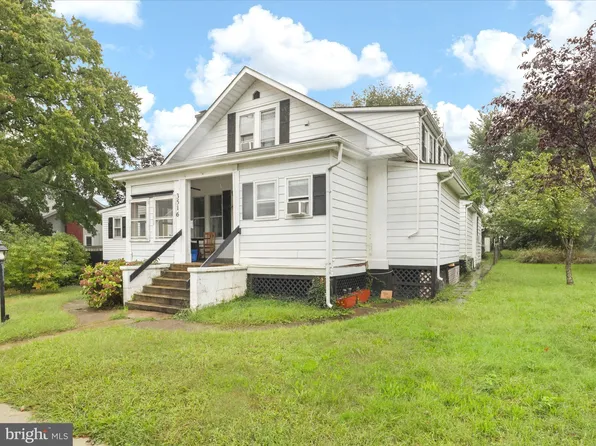 3516 16th St S, Arlington, VA 22204