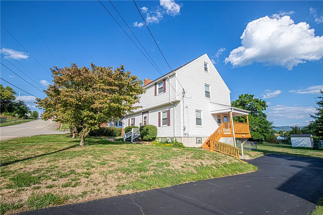 55 Bierer Ln photo 1