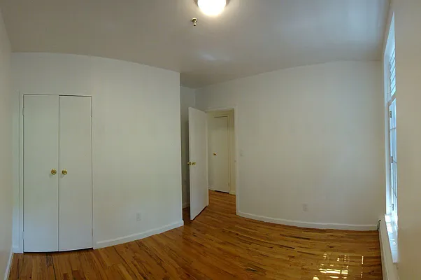 Rented by RC REAL ESTATE OF NEW YORK | media 36