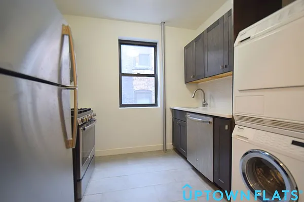 Rented by Uptown Flats LLC | media 5