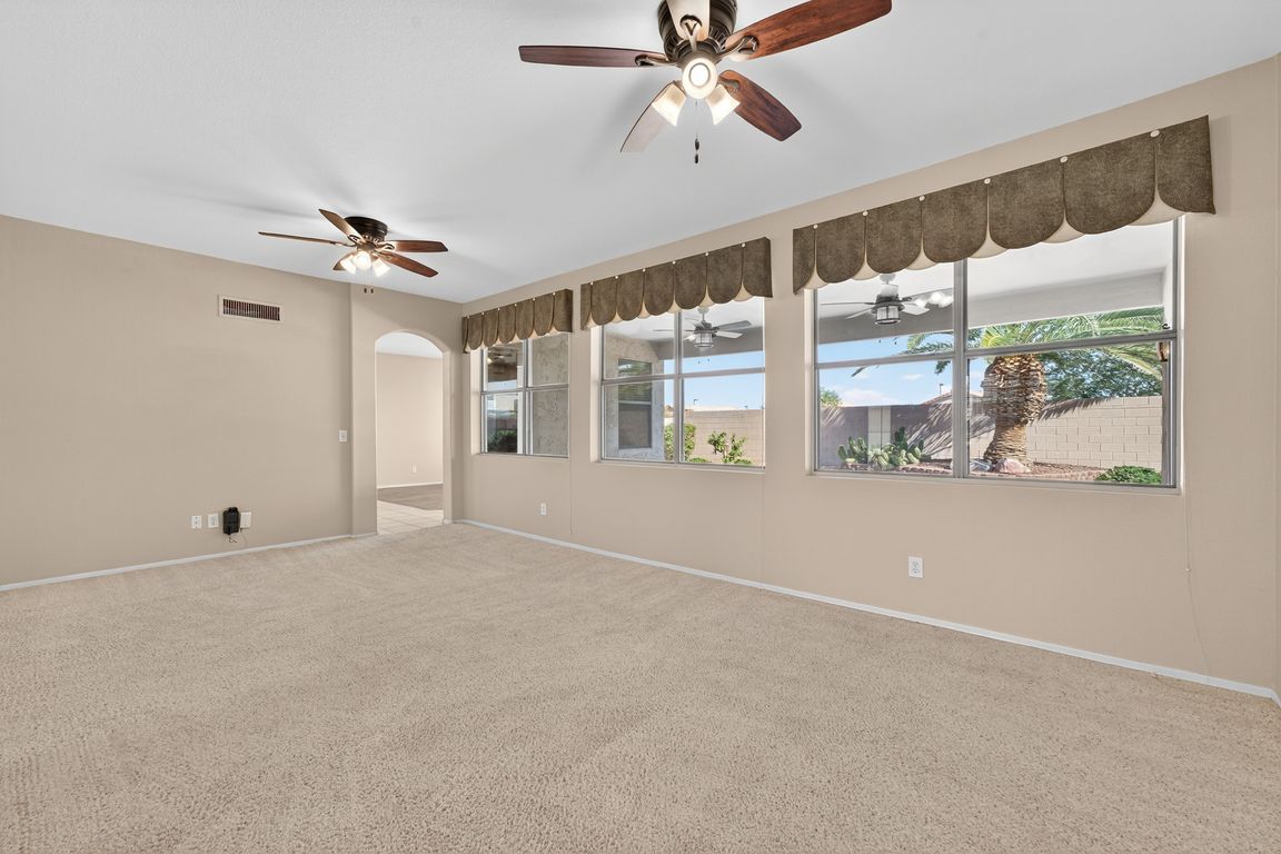 next background image