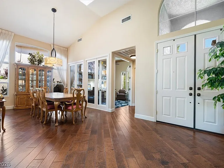 10000 Charlemont Dr — Photo 22