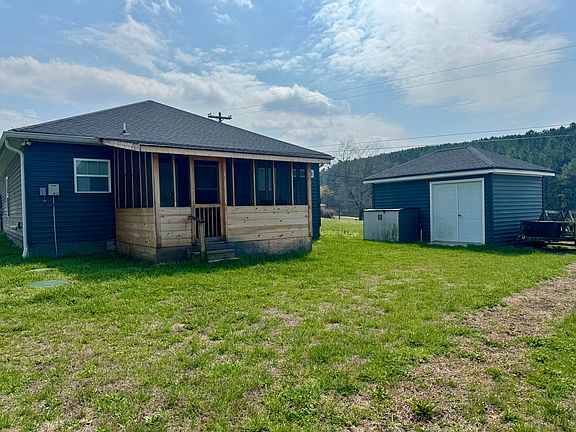 2nd image of 1663 Welcome Valley Rd