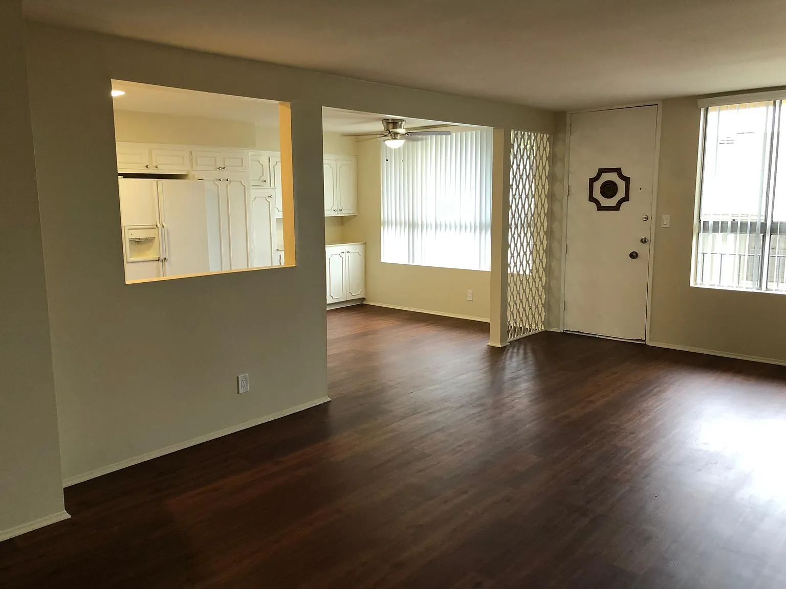 2 bed, 900 sqft, $2,395 — Photo 3