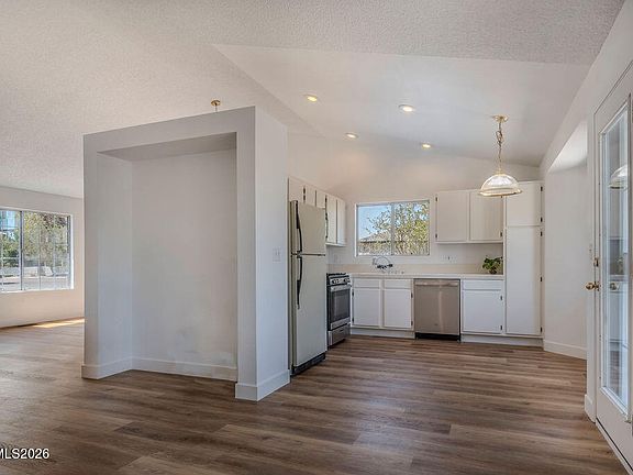 4th image of 4799 Arbor Ridge Dr