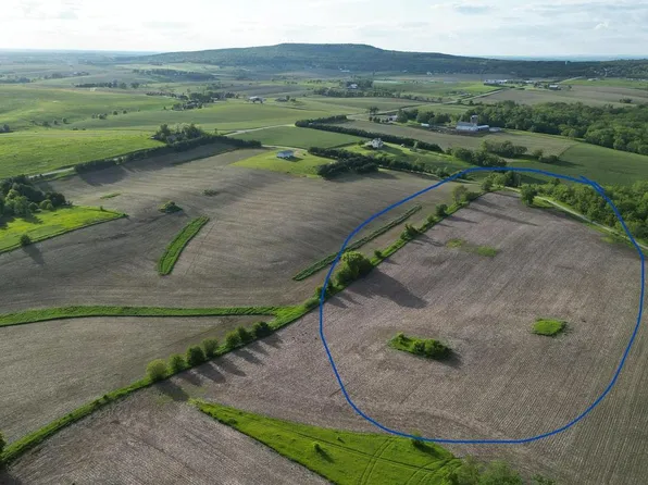 Topper Road #5, Blue Mounds, WI 53517